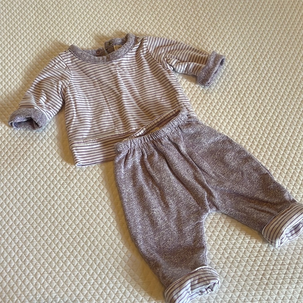 Gap Sweatsuit